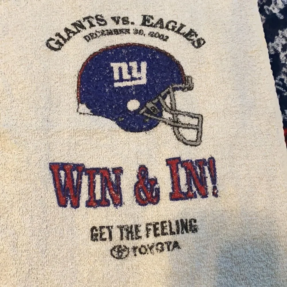 Giants vs Eagles 2002 Stadium Towel ⭐️
